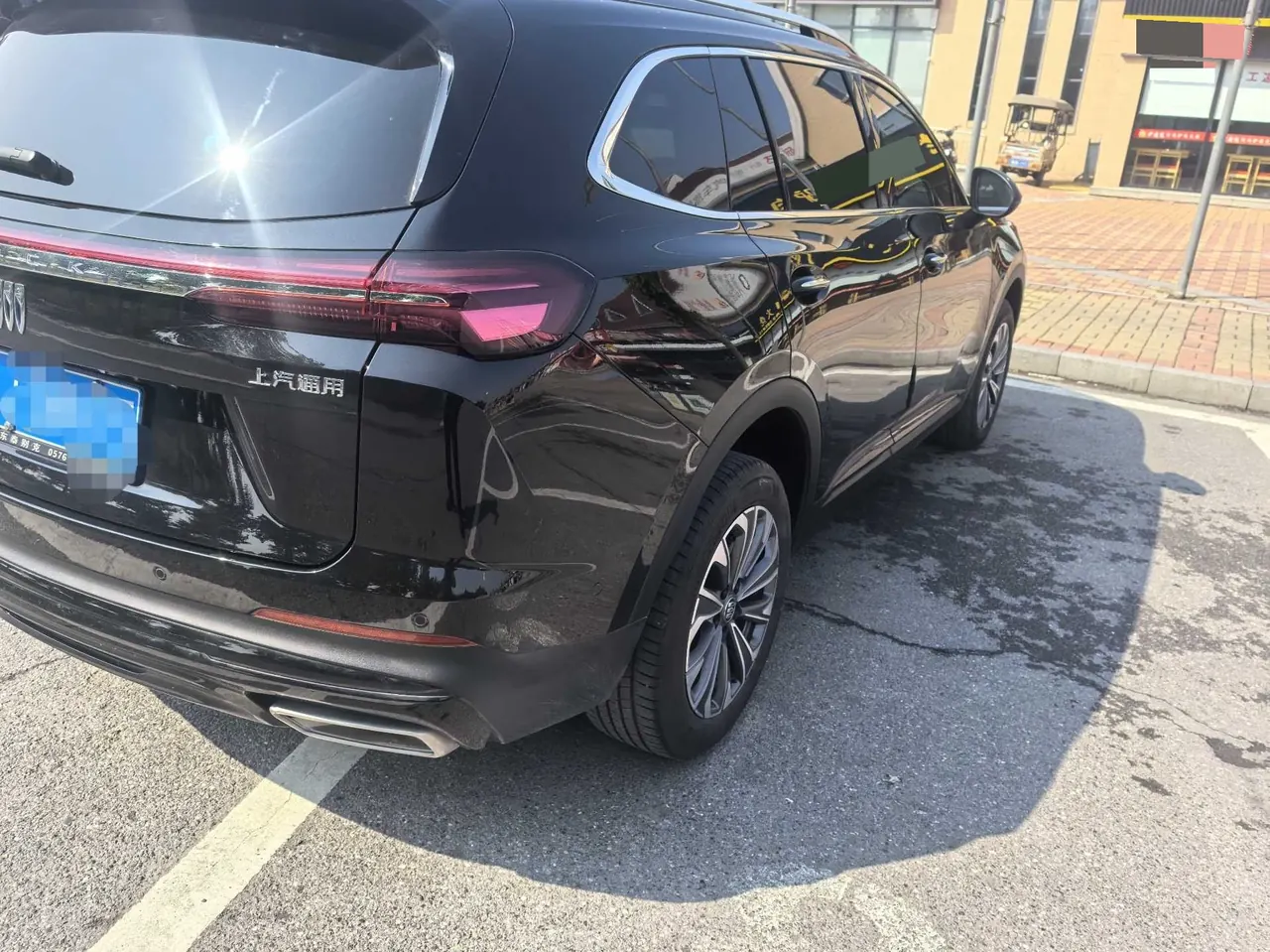 Buick 2025 Angkewei Plus 2.0T 28T Two-Drive Platinum Edition Automatic Gear 4
