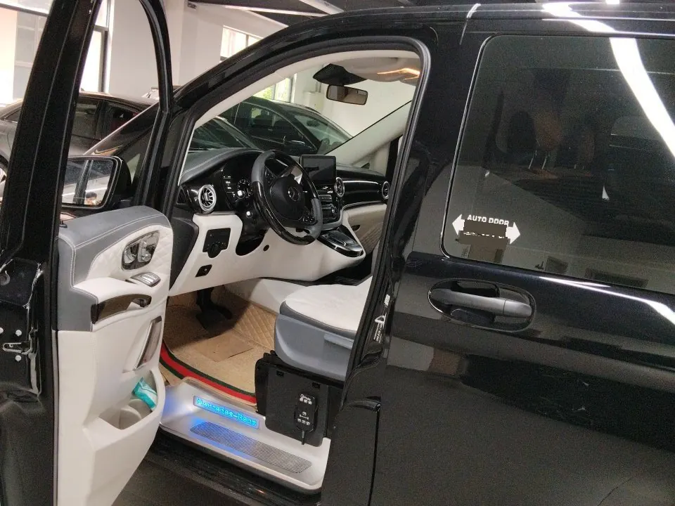 Mercedes Benz 2021 Vito 2.0T Business Edition 7-seat Automatic Gear 4