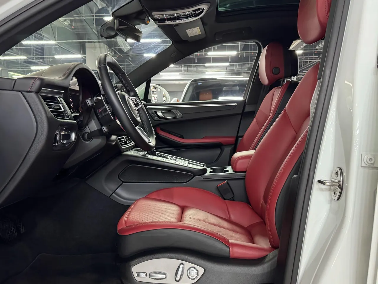 Porsche Macan (Imported) 2020 Macan 2.0T Automatic Gear 7