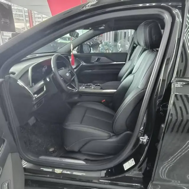Cadillac 2025 XT5 48V 2.0T Luxury Automatic Gear 6