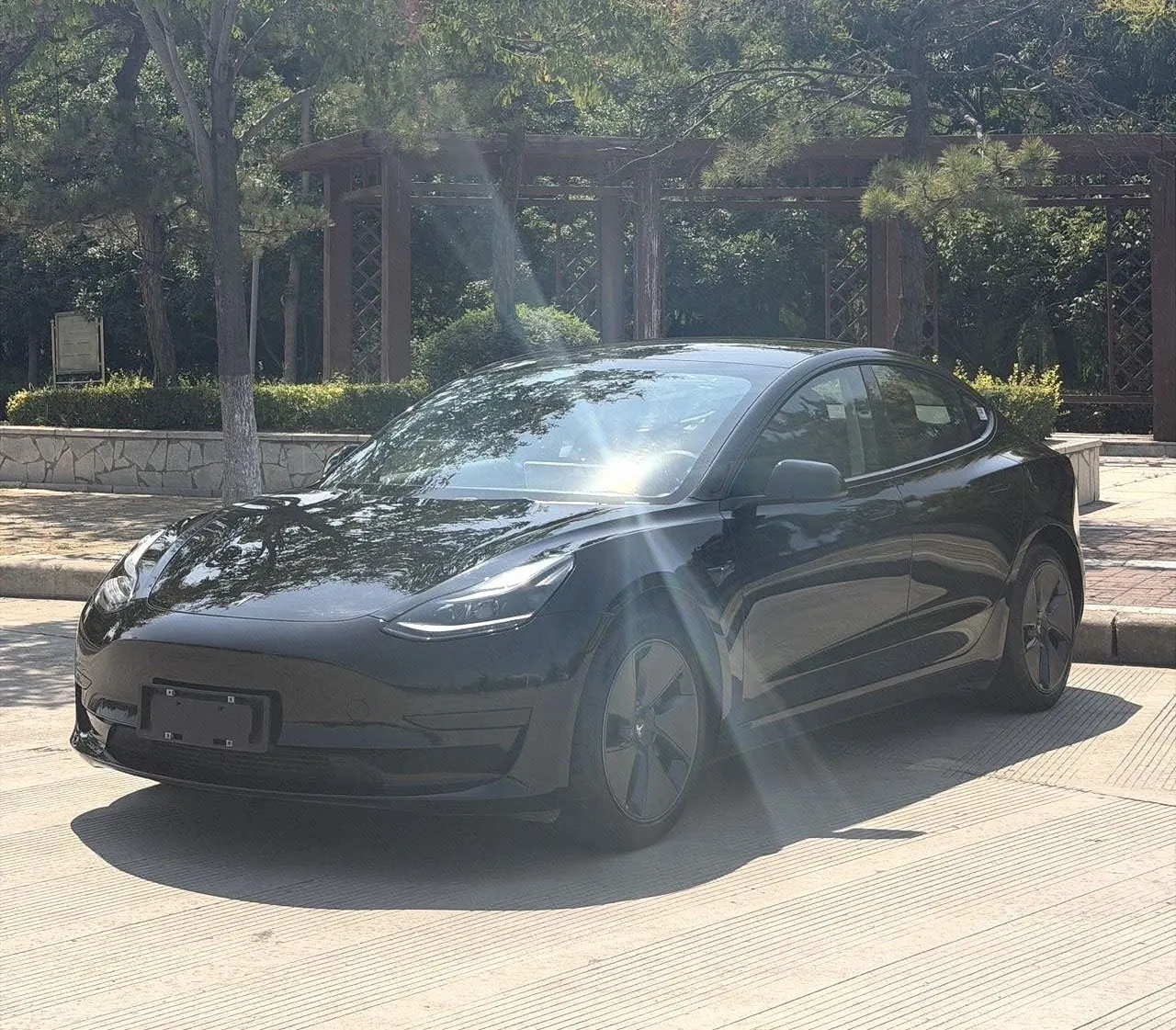 Открыть галерею: Tesla 2023 Model 3 Rejuvenation Edition Rear Wheel Drive Automatic Transmission