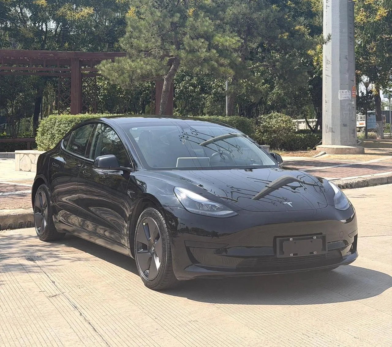 Tesla 2023 Model 3 Rejuvenation Edition Rear Wheel Drive Automatic Transmission 3