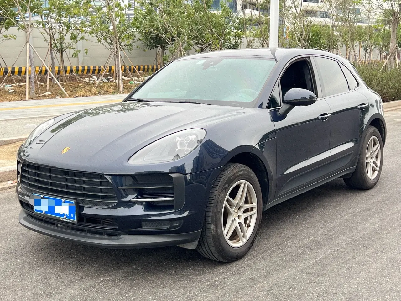 Открыть галерею: Porsche Macan (Imported) 2020 Macan 2.0T Automatic Gear