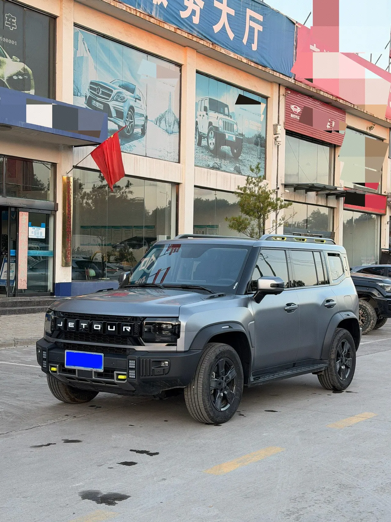 Открыть галерею: Jetour 2023 Travelers 1.5T Two-Drive Discovery PRO Automatic Gear
