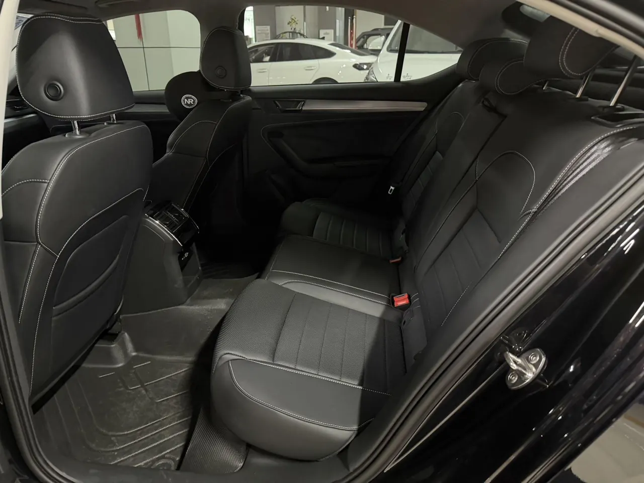 Skoda 2025 Express 1.4TSI TSI280 Premium Edition Automatic Gear 5