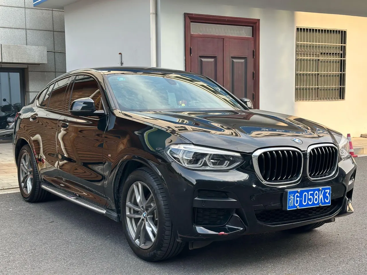 BMW X4 (Imported) 2020 X4 xDrive25i 2.0T M Sports Suit Automatic Gear 2