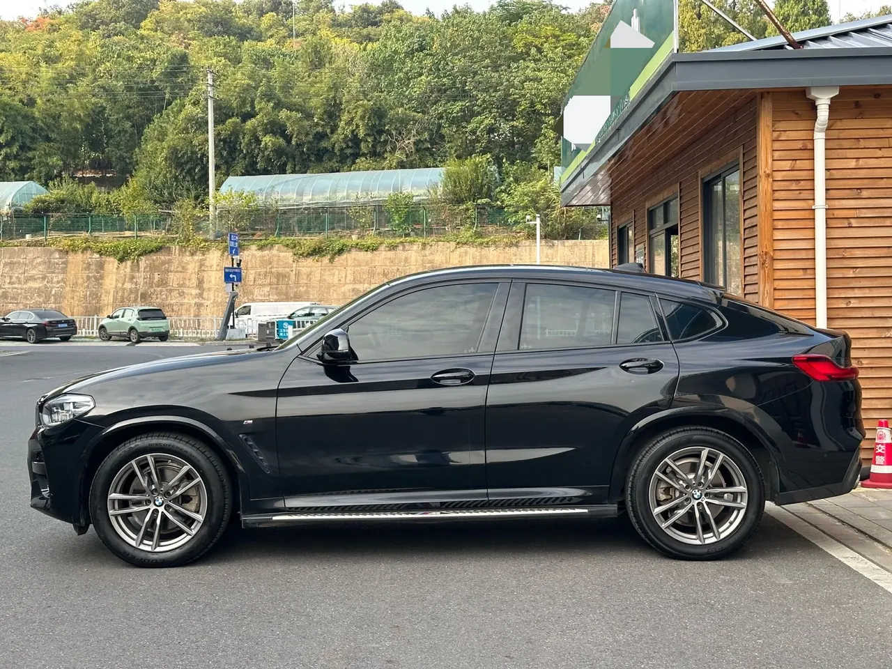 BMW X4 (Imported) 2020 X4 xDrive25i 2.0T M Sports Suit Automatic Gear 9