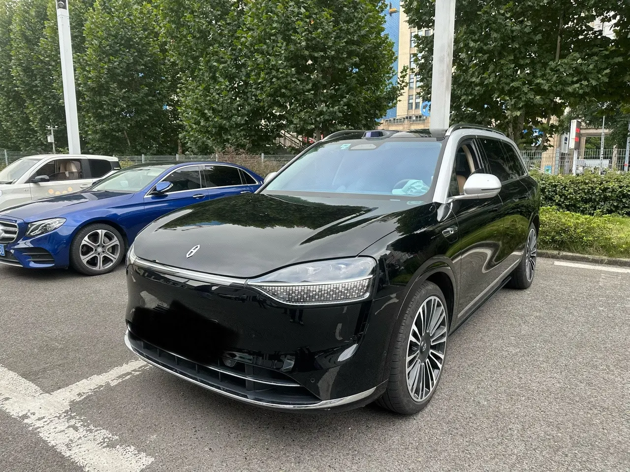 AITO 2024 AITO M9 extended range Ultra version 52kWh5 seat version automatic gear - View 1