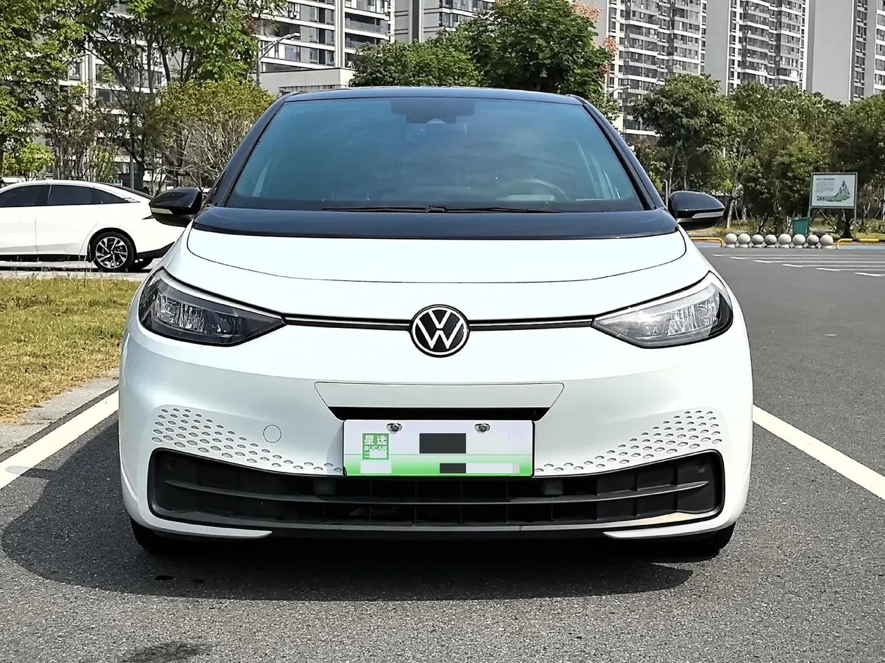 Volkswagen 2023 ID. 3 Upgraded Pure Smart Edition, Automatic Transmission 2