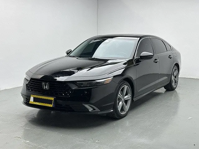Открыть галерею: Honda 2025 11th Generation Accord 1.5T Stepless 260TURBO Sports Series Premium Edition Automatic Gear