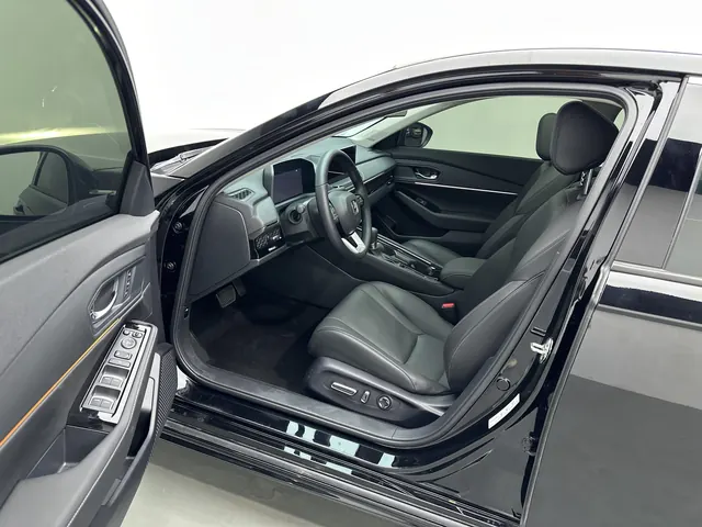 Honda 2025 11th Generation Accord 1.5T Stepless 260TURBO Sports Series Premium Edition Automatic Gear 6