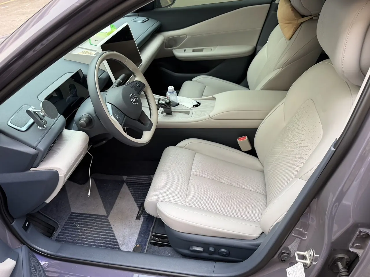 Nissan 2026 Teana 2.0T Stepless Hongmeng Cockpit Flagship Automatic Gear 3