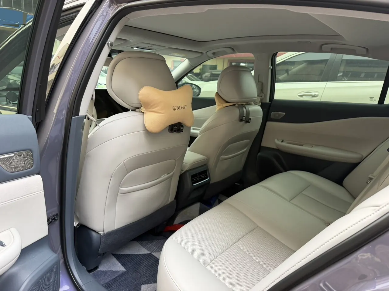 Nissan 2026 Teana 2.0T Stepless Hongmeng Cockpit Flagship Automatic Gear 4
