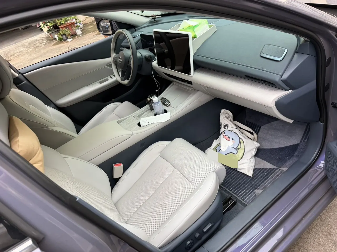 Nissan 2026 Teana 2.0T Stepless Hongmeng Cockpit Flagship Automatic Gear 5