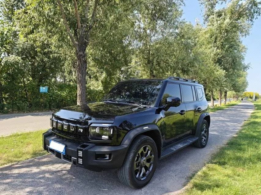 Открыть галерею: Jetour 2026 Traveler 2.0TD Black Samurai XWD Crossing Automatic