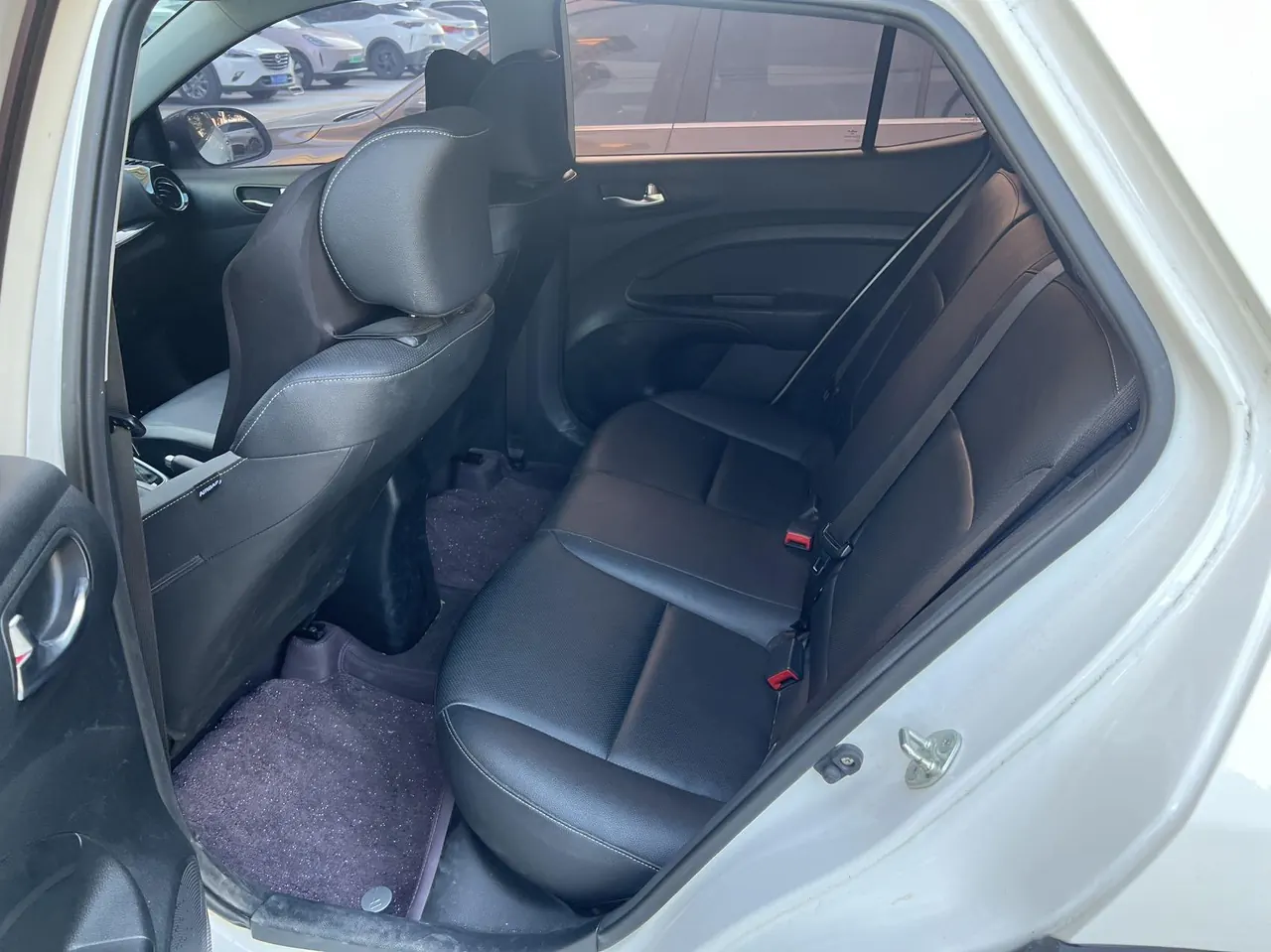 Kia 2021 Yi Run 1.4 Stepless Sunroof Automatic Transmission 3