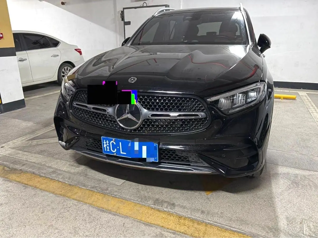 Mercedes Benz 2024 GLC 260 L 4MATIC 48V 2.0T Luxury 7-seat Automatic Gear 3