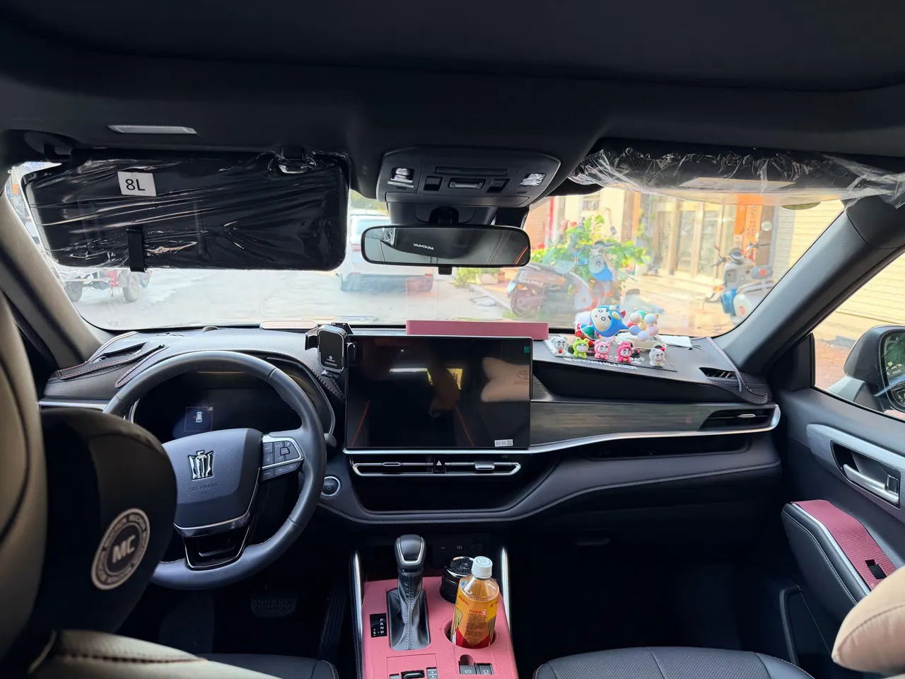 Toyota 2026 Crown Land Release HEV 2.5 Stepless Two-Drive Deluxe Automatic Gear 3