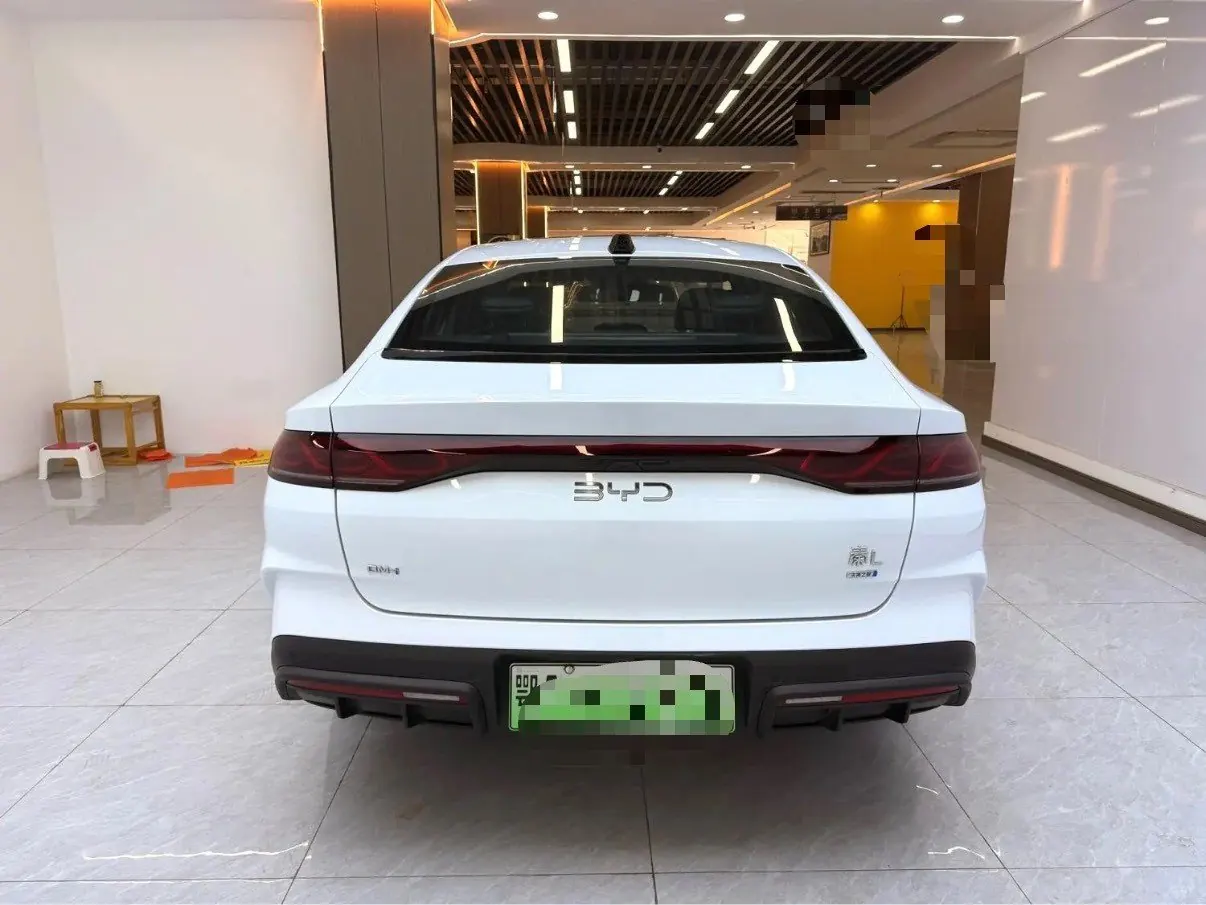 BYD 2025 Qin L DM-i 1.5 stepless smart driving version 120KM leading automatic gear 8