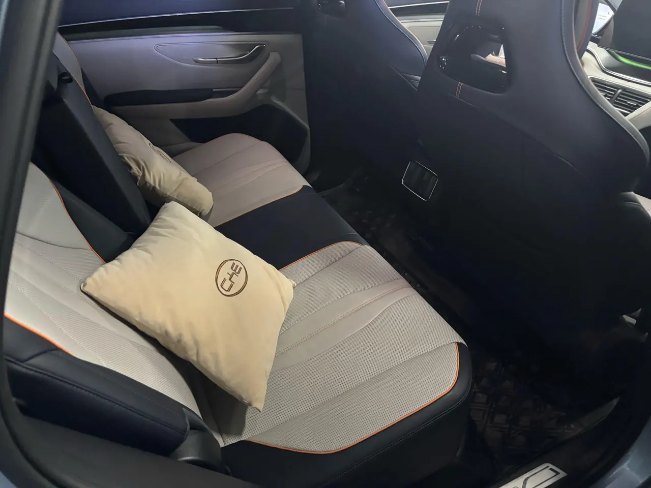 BYD 2023 Song PLUS DM-i 1.5 Stepless Champion Edition 150KM Flagship PLUS Automatic Gear 5