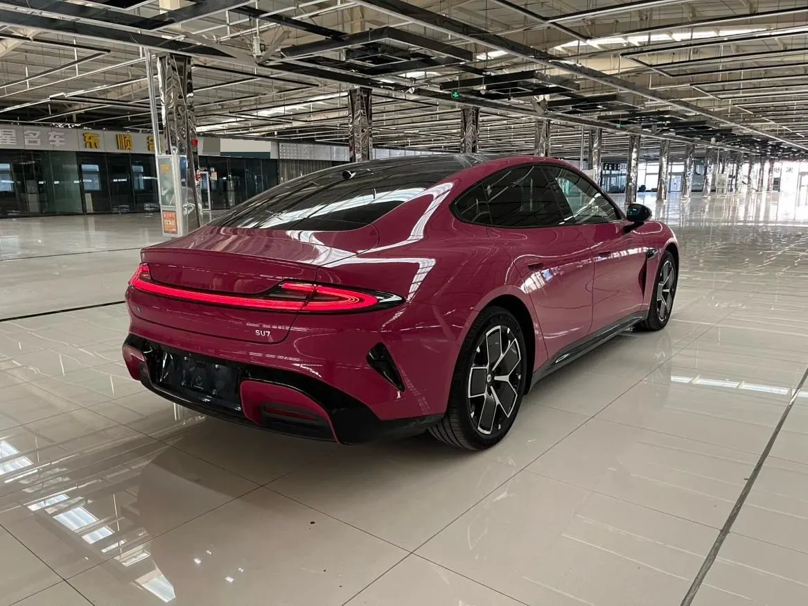 MI 2024 SU 7 830km Rear Drive Ultra Long Endurance High-end Smart Drive Pro Edition Automatic Gear 4