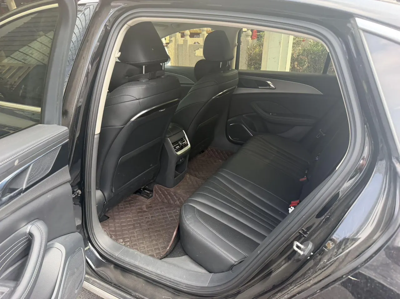 HongQi 2023 H5 1.5T Zhilian Flag Rhyme Edition Automatic Gear 3