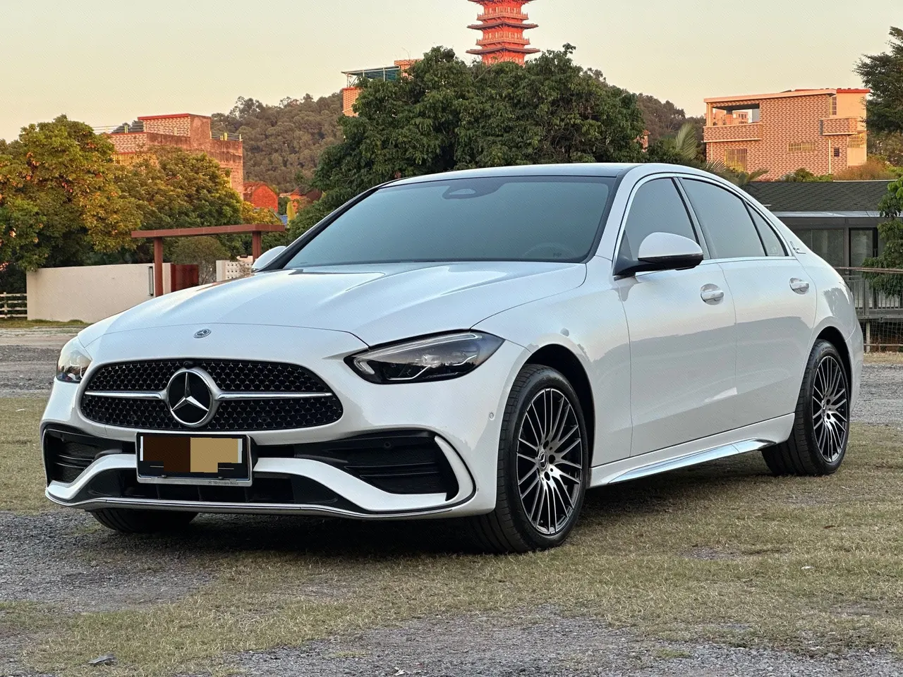 打开图片灯箱:Mercedes Benz Class C 2023 C 260 L 48V 1.5T Sports Edition Automatic Gear