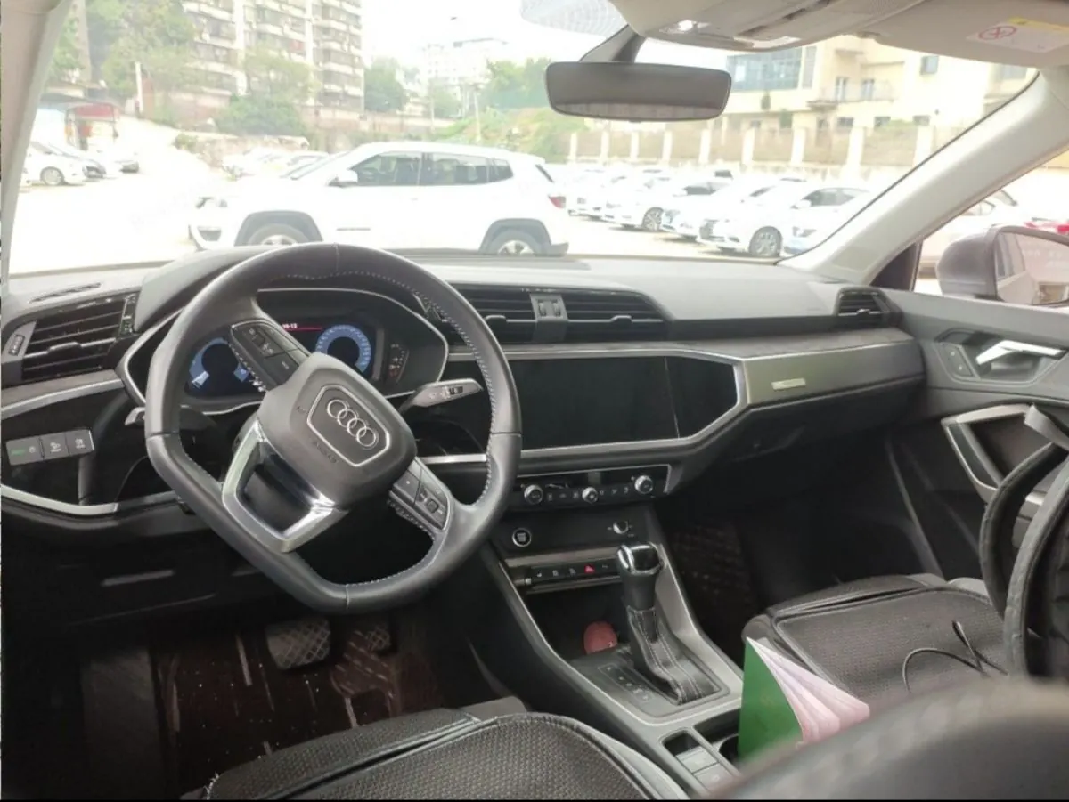Audi 2020 Q3 1.4TFSI 35TFSI Fashion Dynamic Automatic 4