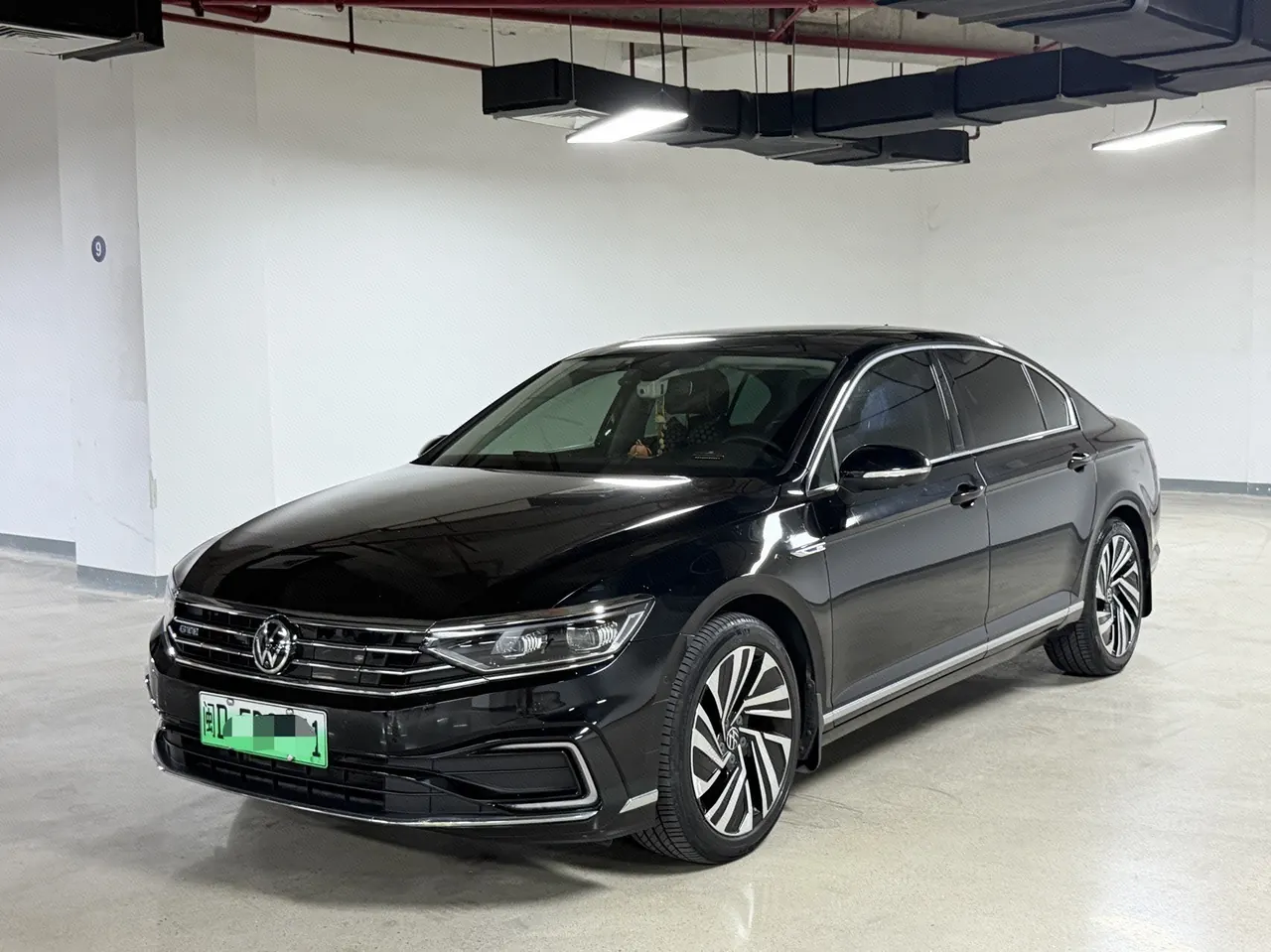 Volkswagen Magotan New Energy 2020 Magotan GTE 1.4T Luxury Automatic Gear - View 1