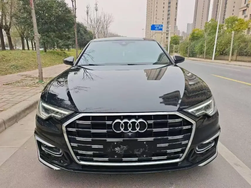 Audi 2024 A6L 2.0TFSI 45TFSI Quattro Selected Dynamic Automatic 2