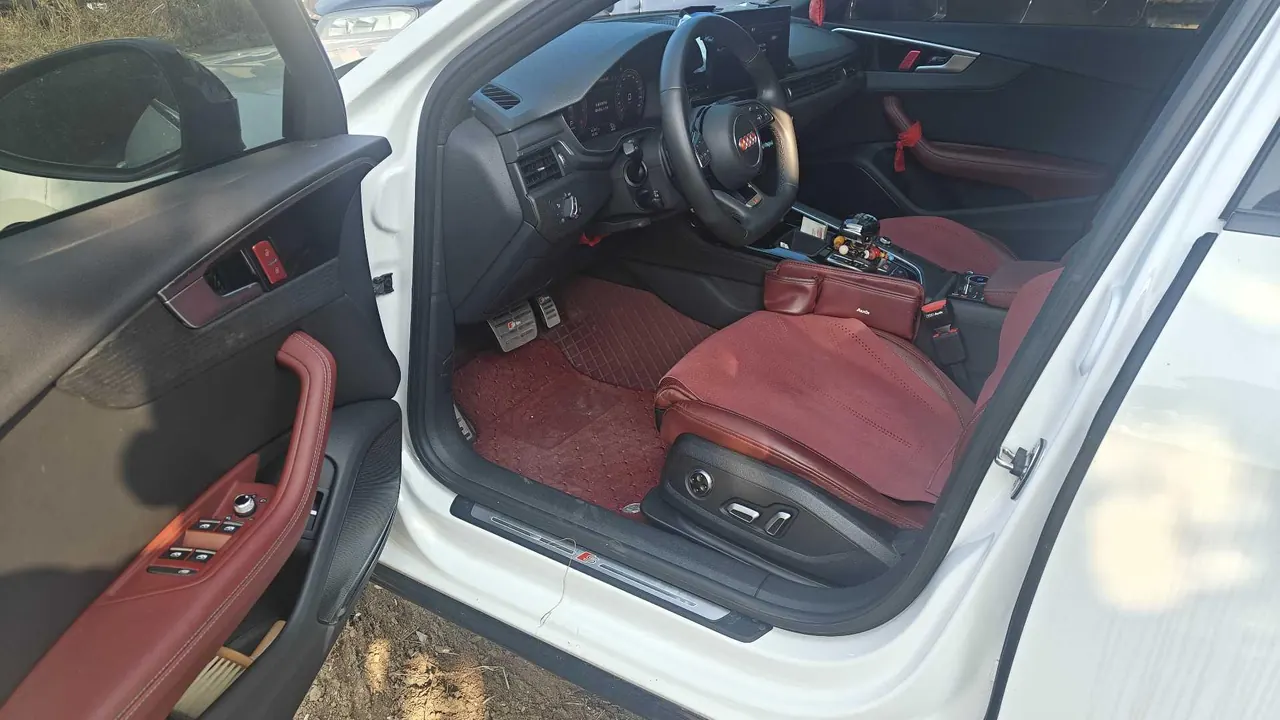 Audi 2023 A4L 2.0TFSI 40TFSI Deluxe Dynamic Automatic 6
