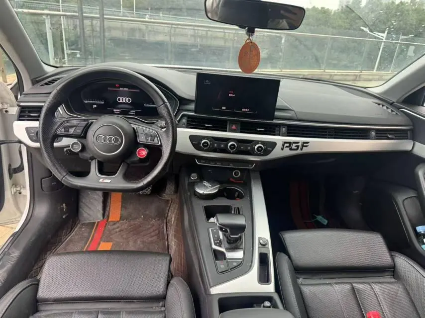 Audi 2020 A4L 2.0TFSI 40TFSI Fashion Dynamic Automatic 4