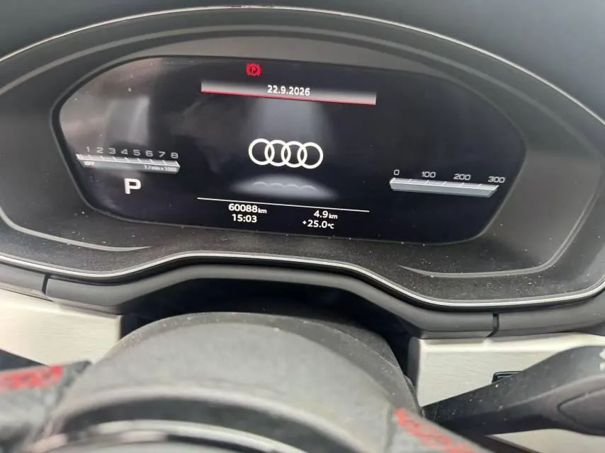 Audi 2020 A4L 2.0TFSI 40TFSI Fashion Dynamic Automatic 8