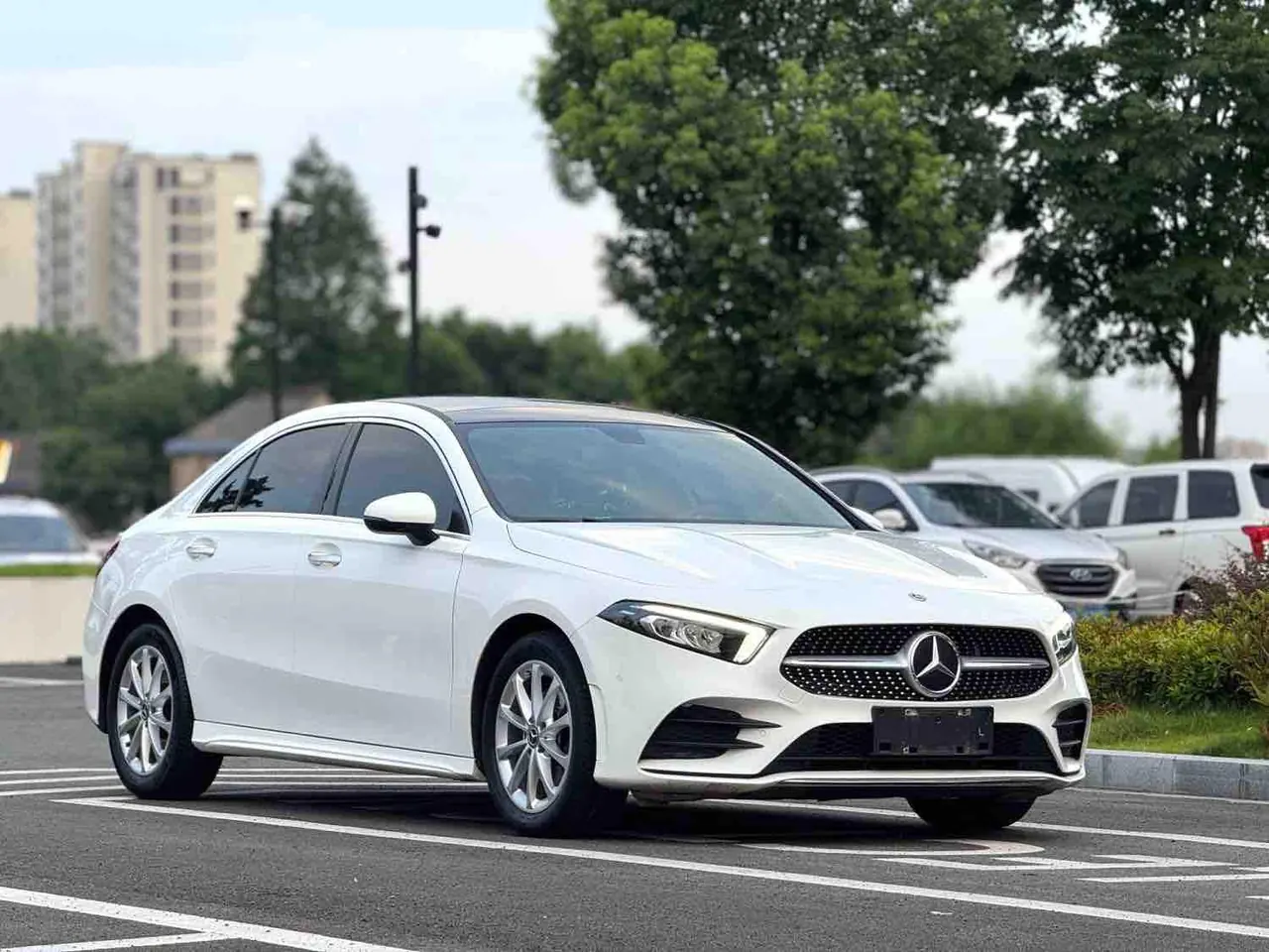 Mercedes Benz Class A 2020 A 200 L 1.3T Fashion (Modified) Automatic Gear 3