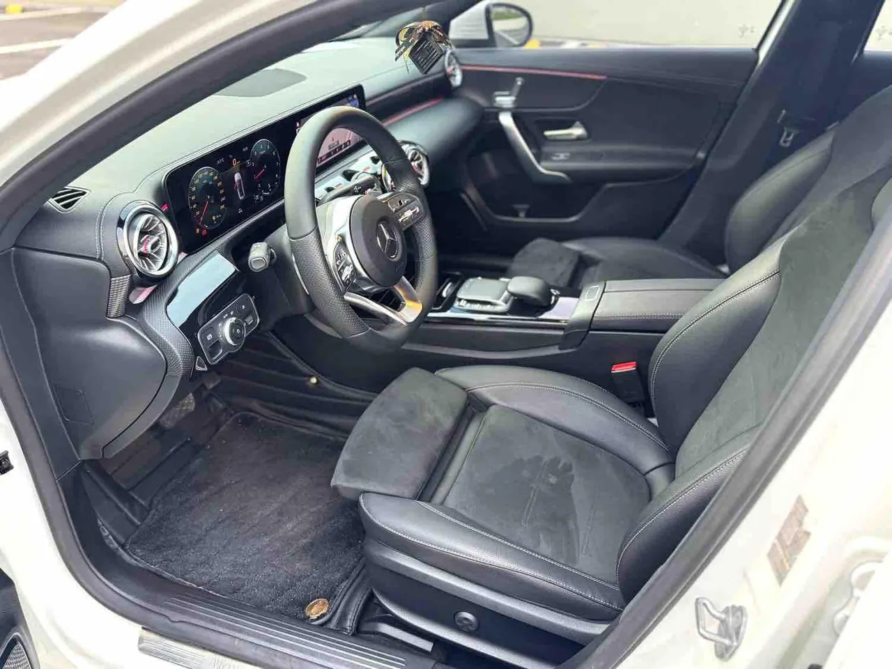 Mercedes Benz Class A 2020 A 200 L 1.3T Fashion (Modified) Automatic Gear 4