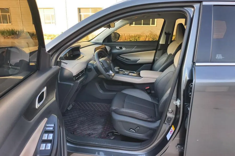 ChangAn 2022 CS55 PLUS 1.5T Honorable Automatic Gear 4