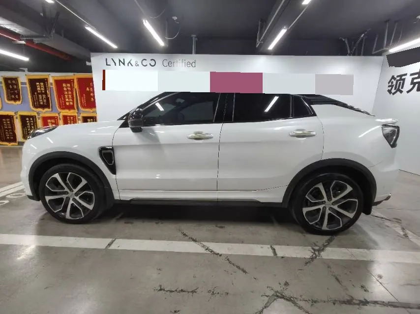 LYNK&amp;CO 2020 LYNK&amp;CO 05 2.0TD four-wheel drive Halo automatic gear 3