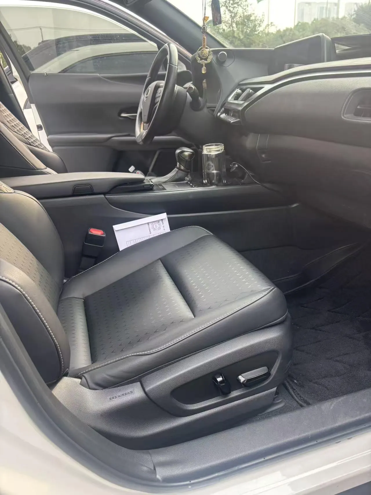 Lexus UX (Imported) 2020 UX260h 2.0 Stepless Exploration and Interesting Edition Automatic Gear 3