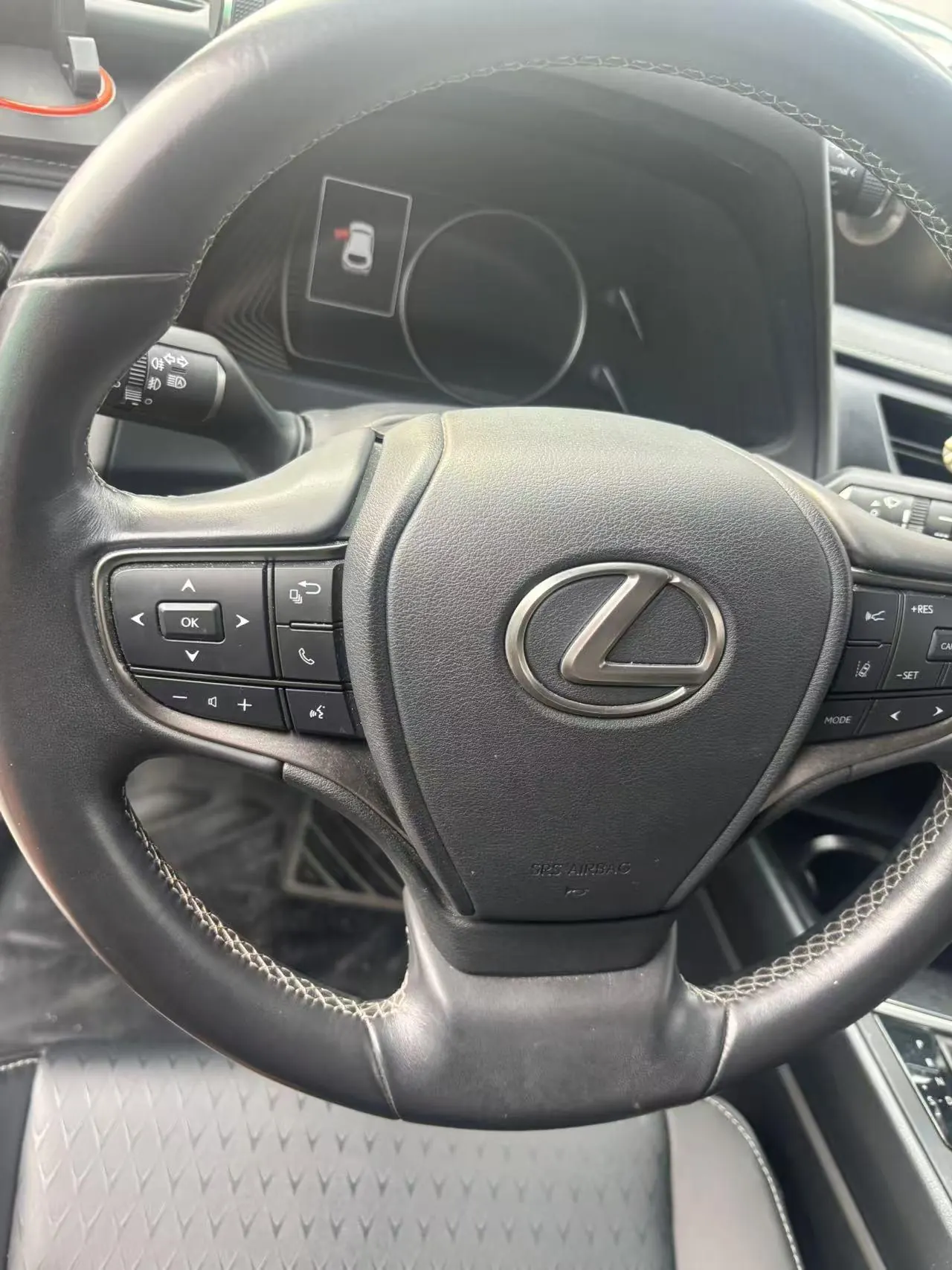 Lexus UX (Imported) 2020 UX260h 2.0 Stepless Exploration and Interesting Edition Automatic Gear 4
