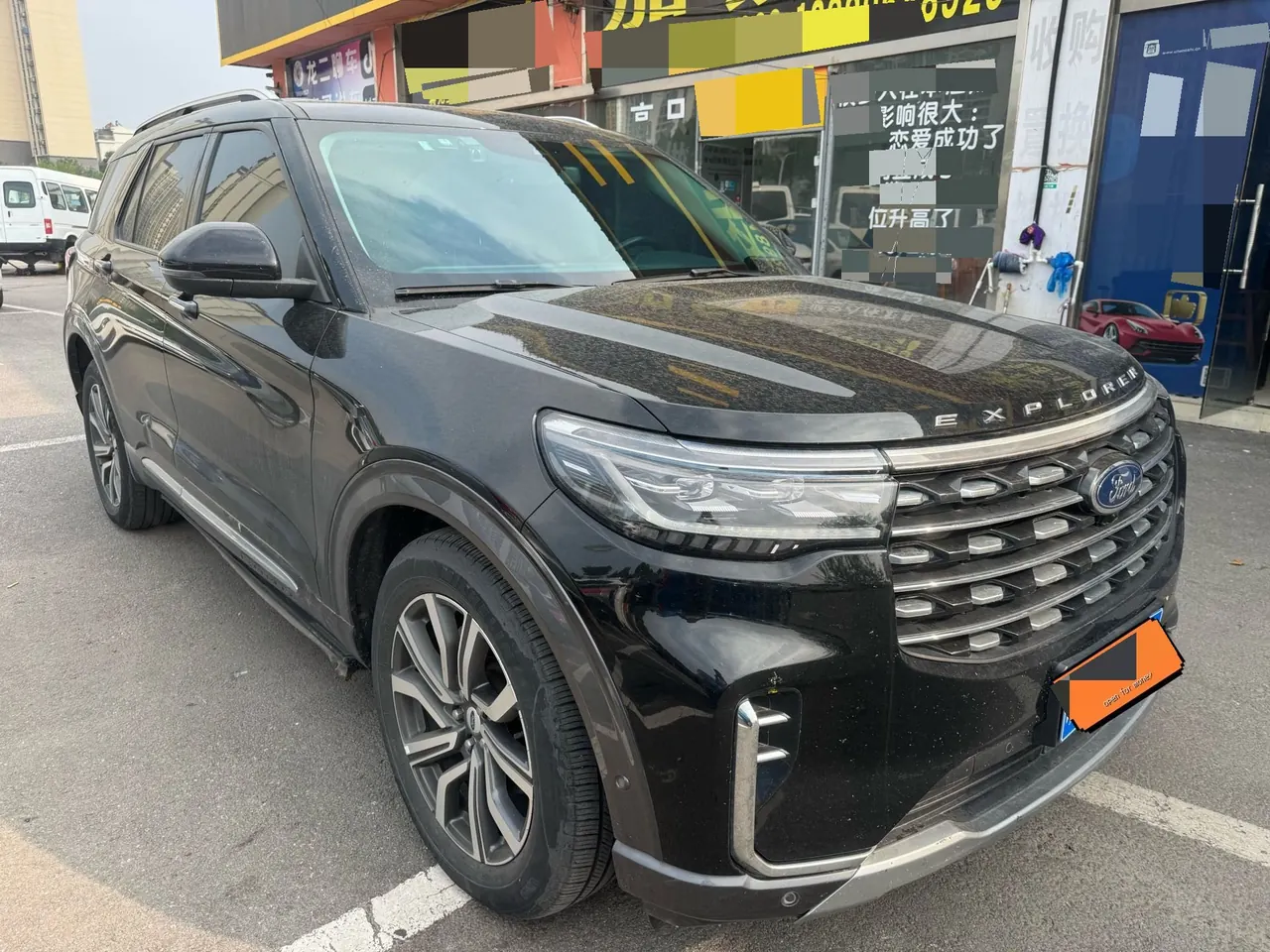 Ford 2020 Explorer 2.3T EcoBoost 285 Four-wheel Drive Titanium Edition 6-seat Automatic Gear 2