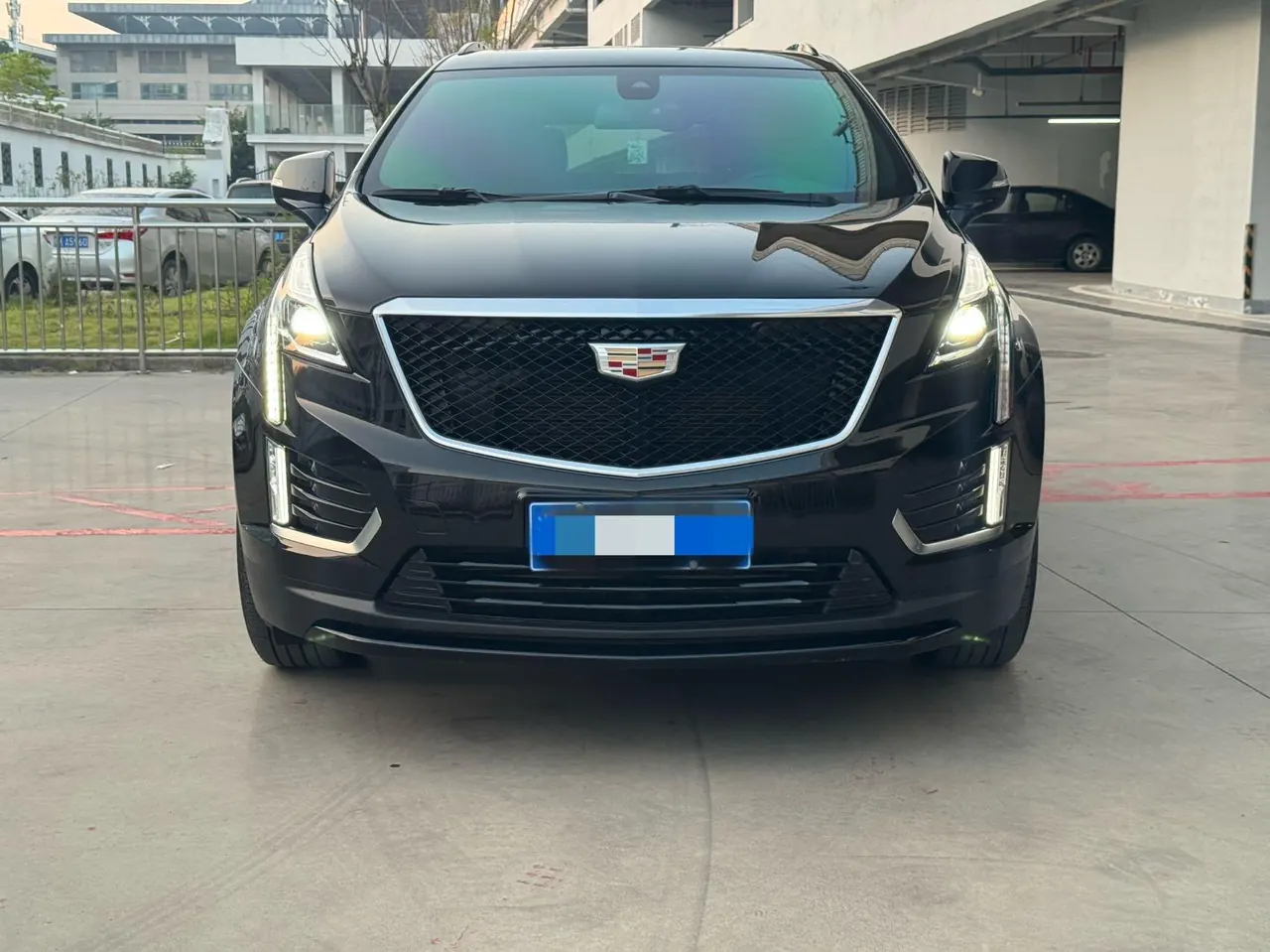 Cadillac 2024 XT5 48V 2.0T 4-wheel drive luxury (hummingbird version) automatic gear 2