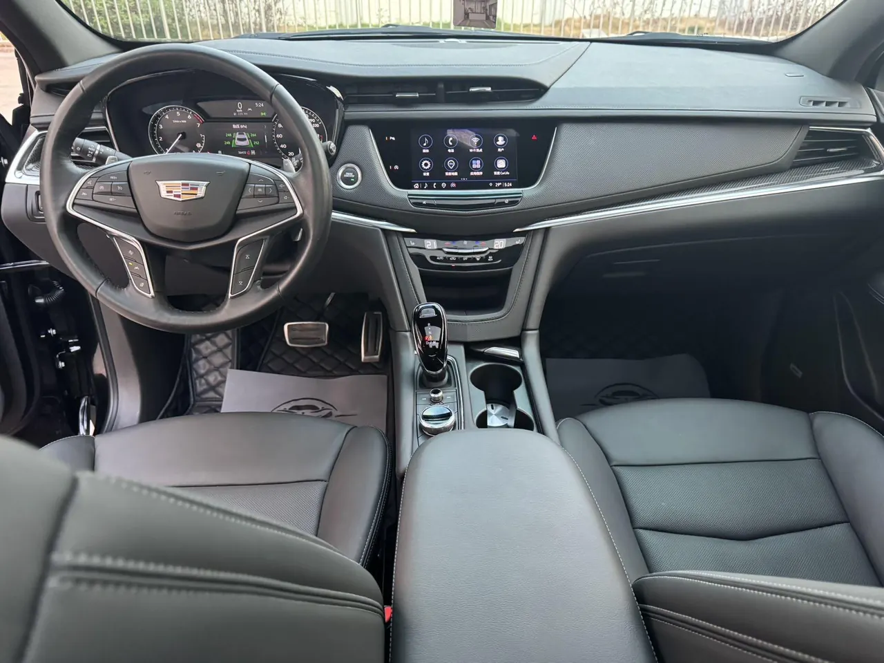 Cadillac 2024 XT5 48V 2.0T 4-wheel drive luxury (hummingbird version) automatic gear 5