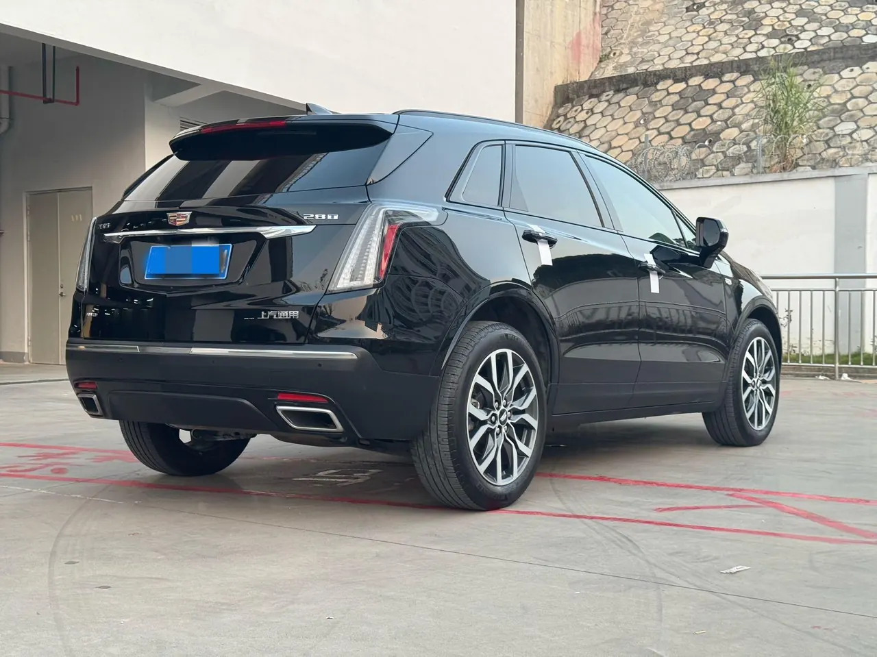 Cadillac 2024 XT5 48V 2.0T 4-wheel drive luxury (hummingbird version) automatic gear 8