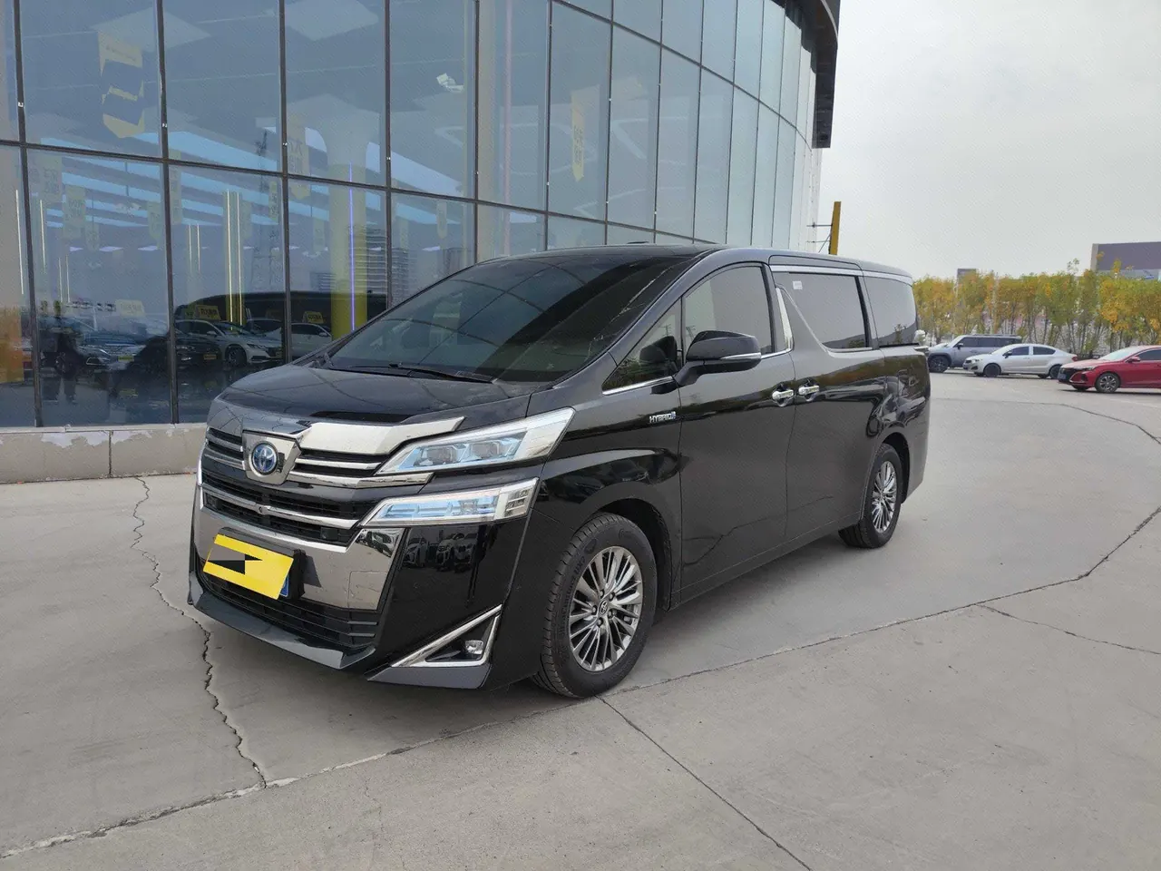 打开图片灯箱:Toyota Wilfa (Imported) 2020 Wilfa 2.5 Stepless HV Distinguished Edition Automatic Gear
