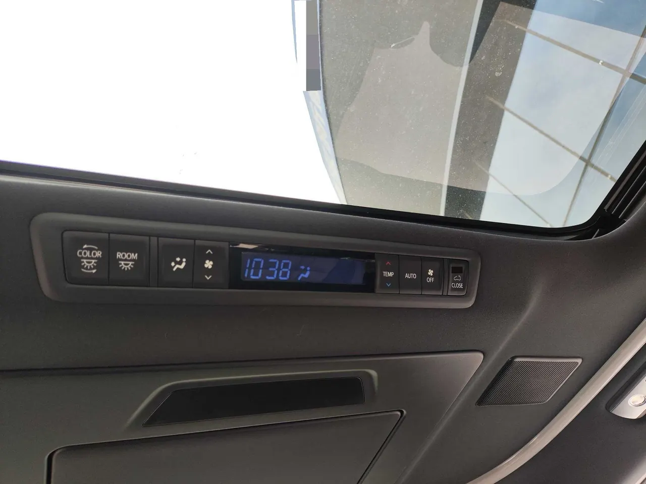 Toyota Wilfa (Imported) 2020 Wilfa 2.5 Stepless HV Distinguished Edition Automatic Gear 9