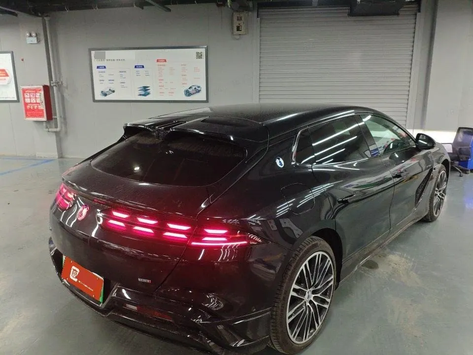 Denza 2026 Denza Z9GT Flashback Flagship Automatic Transmission 5