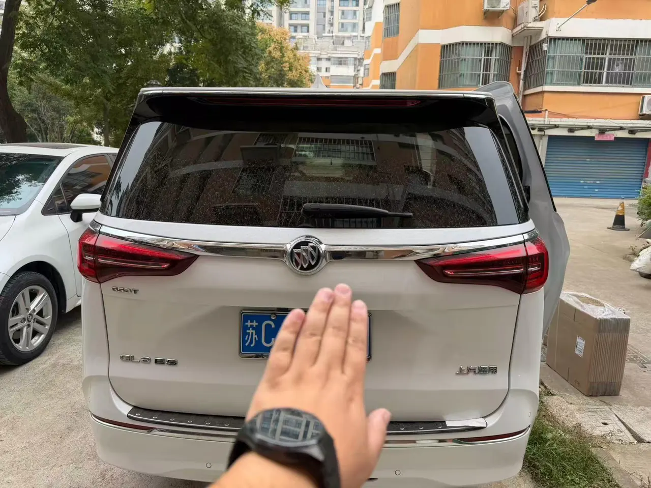 Buick 2022 GL8 ES Lu Zun 2.0T 653T Exclusive Automatic Gear 6