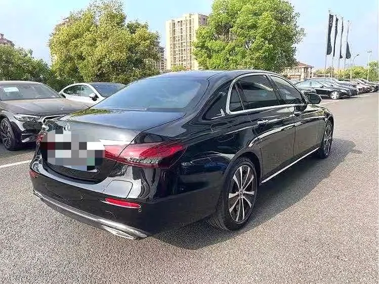 Mercedes Benz Class E New Energy 2021 E 350 e L 2.0T Automatic Gear 5