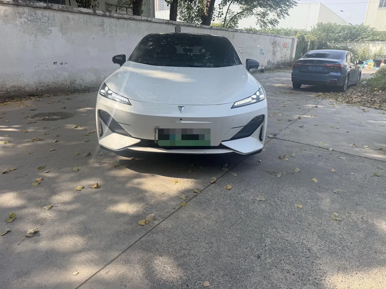 ChangAn Deepal 2024 SL 03 135Plus Glory Edition Automatic Gear 2