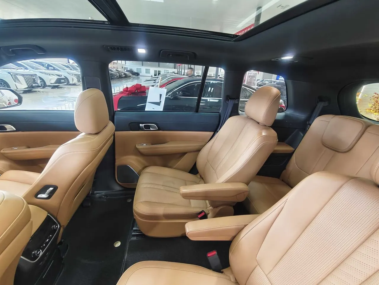 Li 2020 ONE 1.2T extended range 6-seat automatic gear 4